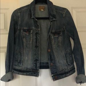 American Eagle Jean Jacket. Barely worn